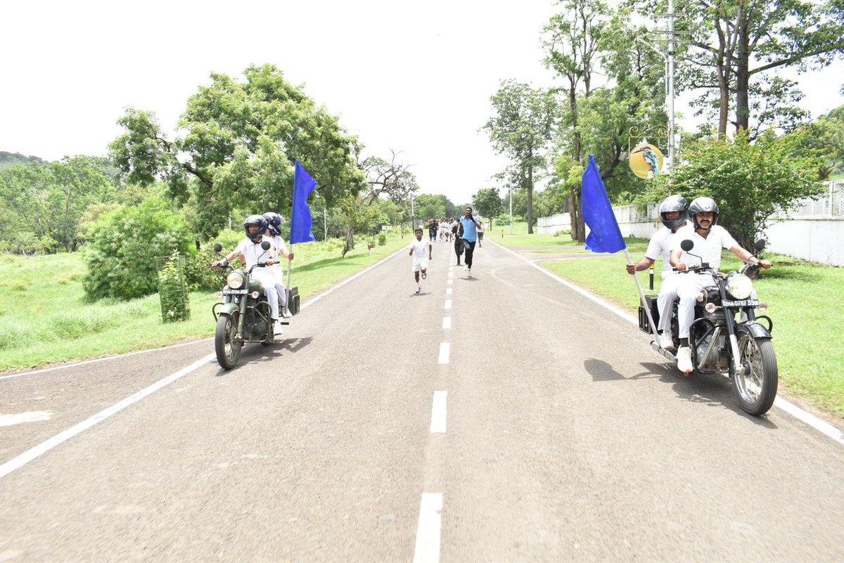 PRODefNgp's tweet image. CAD Pulgaon successfully organised a vibrant #RunForFun event, promoting fitness &amp;amp; camaraderie.

Students from 08 outstation schools including State run Pulgaon Military School enthusiastically participated, making it a memorable celebration of health &amp;amp; community spirit.

@adgpi