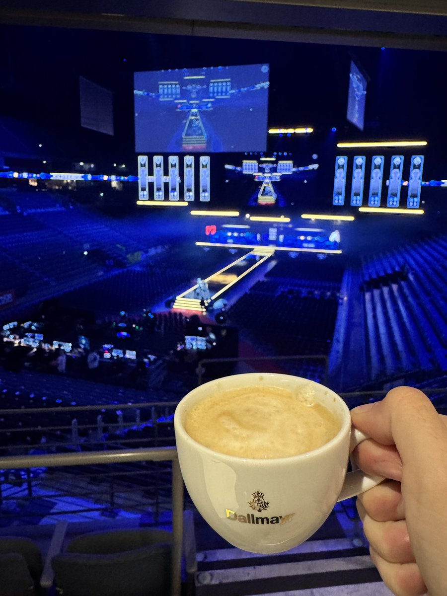 Coffee with a view at #IEM Cologne!
Getting ready for the Grand Final action 😎