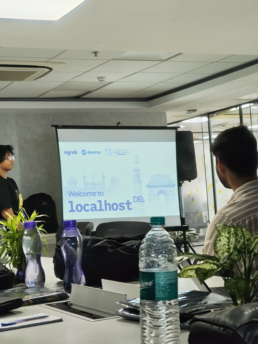 dev_skyi's tweet image. Had an amazing time at #localhost DEL!
Big thanks to the coolest host, @aaishika, and to @ngrokHQ for making it happen.