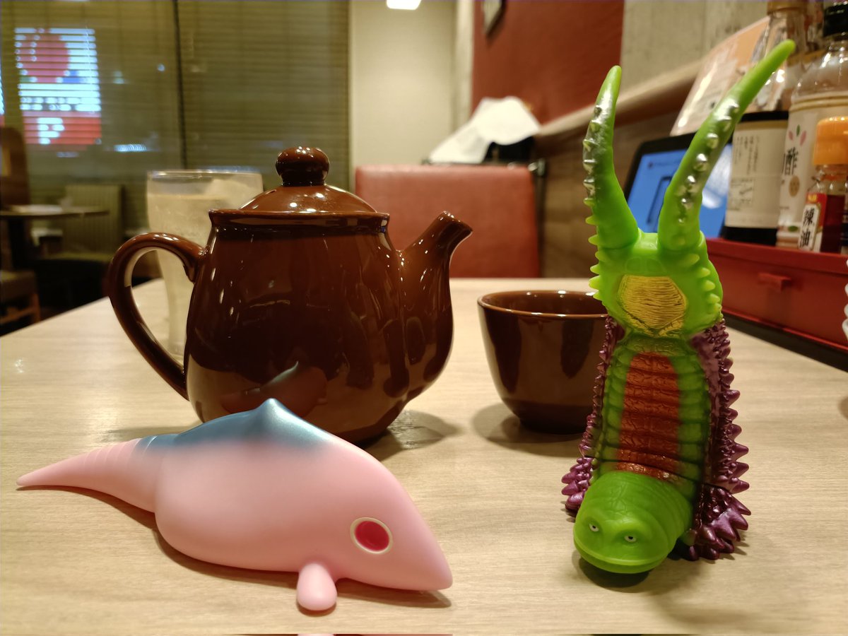 仕事帰りに立ち寄ったドン・キホーテさんでkaiju colors入手出来たなり