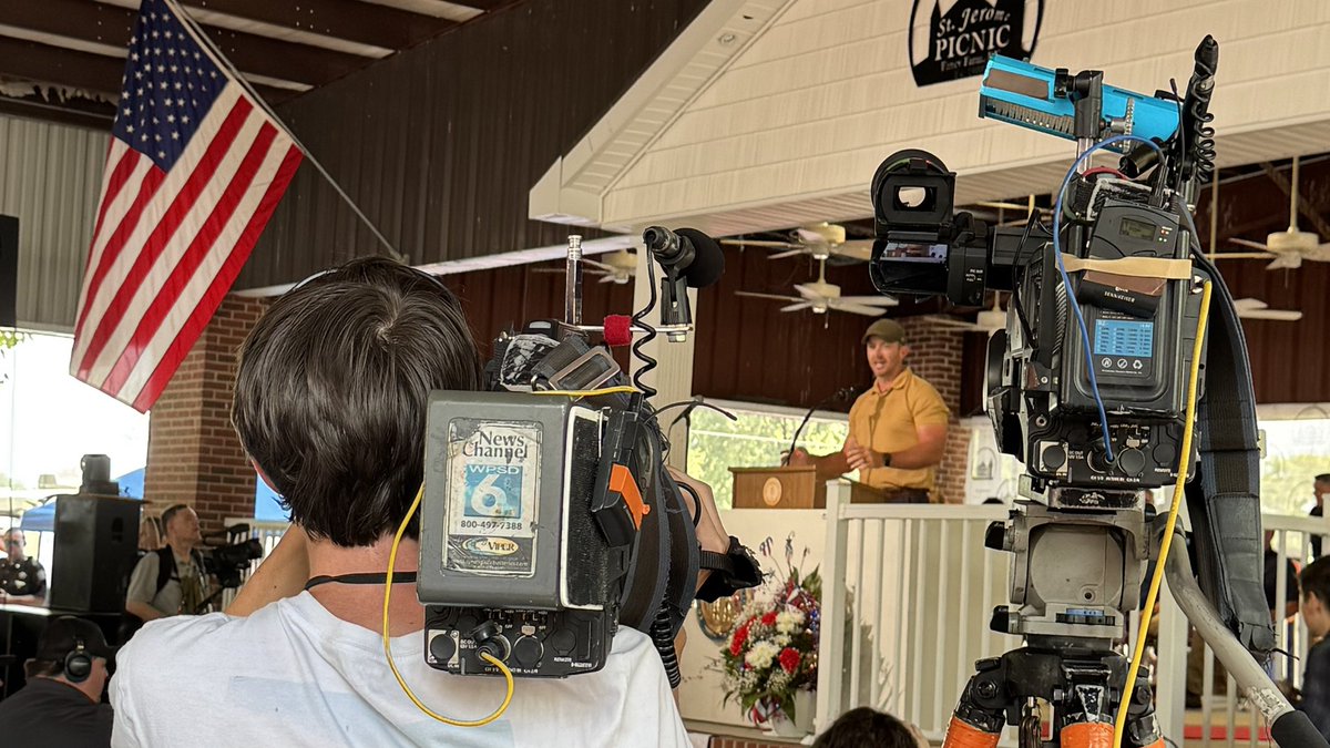 JShellKY's tweet image. I am fired up from Fancy Farm. What a day! It’s an iconic event that I love being a part of. I’m grateful for the support and energy shared today.