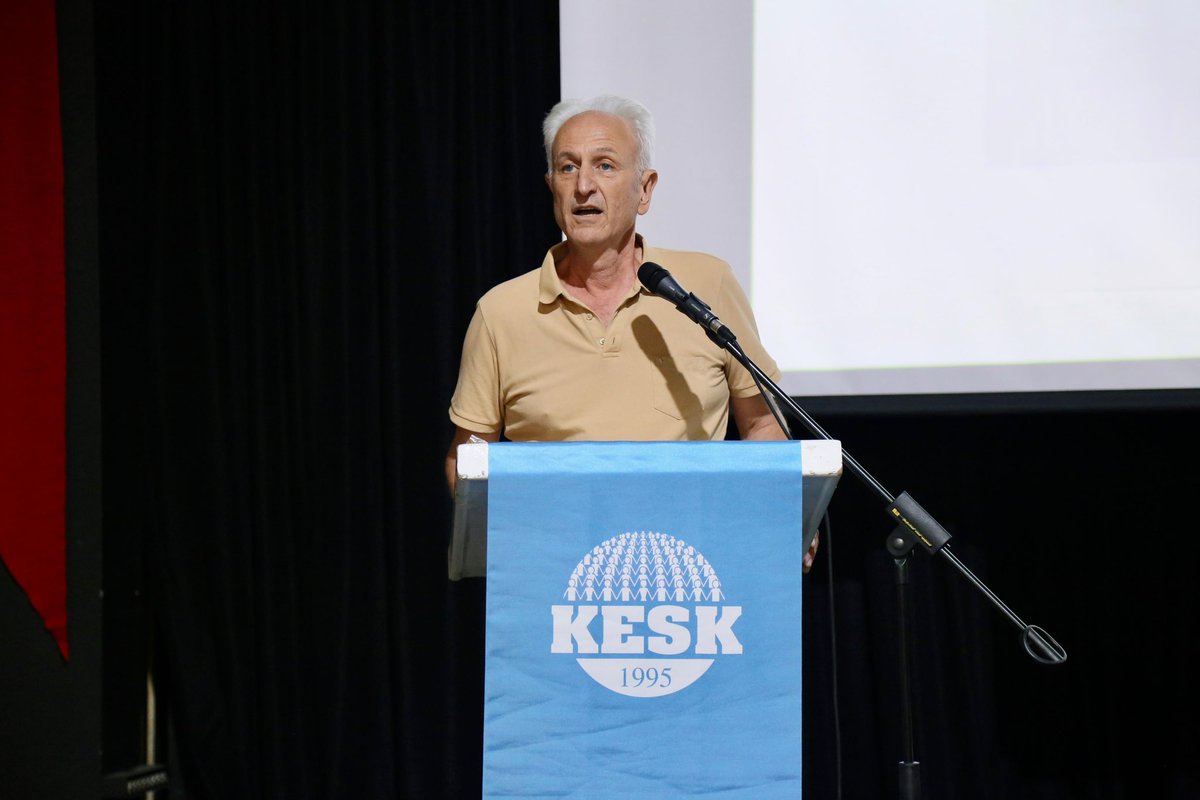 egitimsenantlya's tweet photo. KESK 11. Dönem 2. Olağan Danışma Meclisi Toplantısı, emek ve demokrasi mücadelesinde kaybettiklerimizin anısına saygı duruşuyla başladı.  MYK üyelerimiz ve Şube Başkanımız Kadir Öztürk'ün de katıldığı, iki gün sürecek toplantıda, siyasal ve sendikal süreç planlanacak. https://t.co/vadE9H50Fv