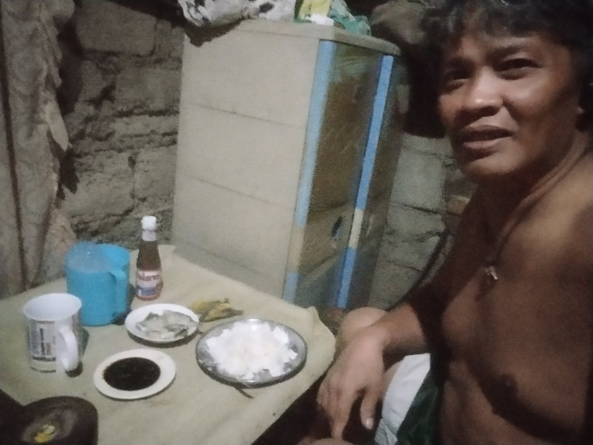 dingle53238's tweet image. Good evening to the world's 🌎 
8-3-2025
Ang #agahan  at ang #hapunanreels 
Serep ❤️👍🏾💙