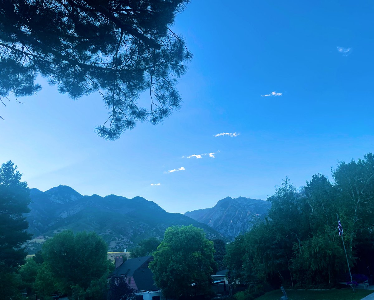 Good morning from Utah! 

⛰️⛰️⛰️

#WasatchFront