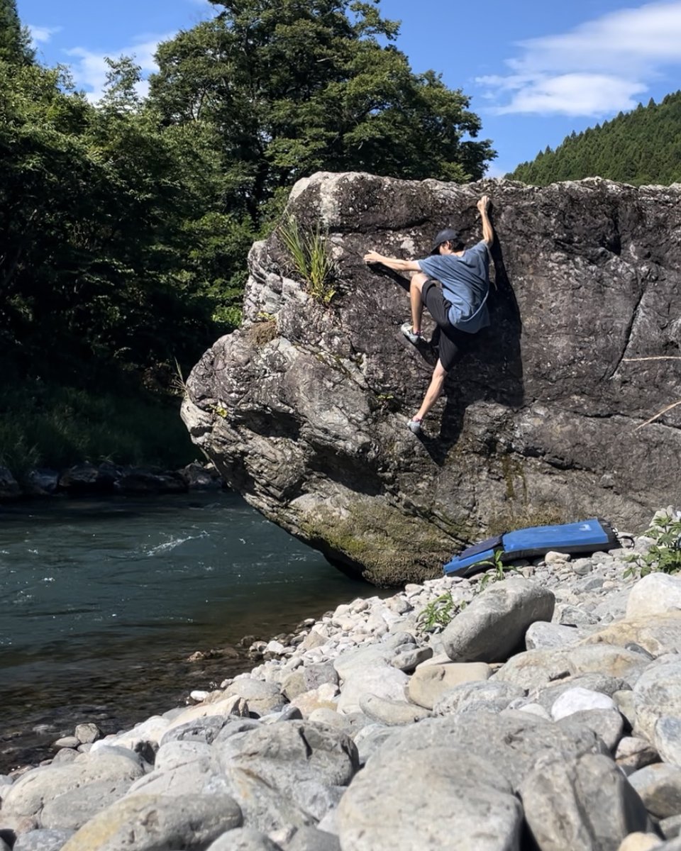 最近週末は、御岳渓谷にいます。オフシーズンではありますが、岩登りをして遊んでいます🧗‍♀️

澤乃井園の方とお話をして、カワセミが一時期見れなくなっていたこと、最近また見れるようになったことを教えてもらいました🪺

 #Midori #自然 #公園 #アウトドア #自然情報ポータルサイト