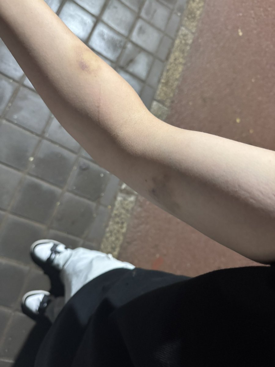 我是赵照镜子，我给六舅老师道歉🙇