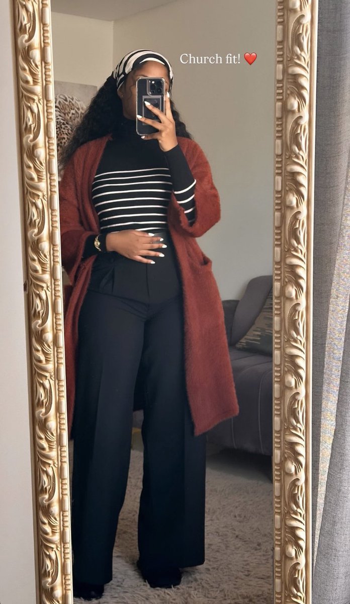 Lest we forget that Sundays are for church ⛪️🤍