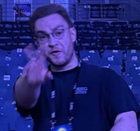 R1lzu tweet media