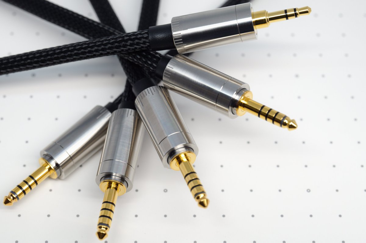 栗小餅 (@komoti107) / X