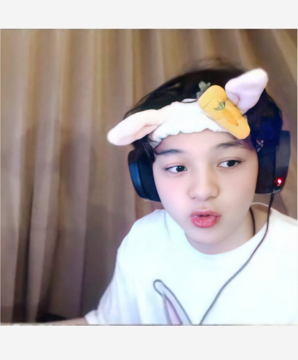 BraverliGun's tweet image. เอ้ยยย น้องเด๋อปะเนี่ย🥹🥹🥹🥹

GROW OLD WITH BBAS 

#BasHatsanat 
#บาสเด็กอ้วนที่แท้จริง 
#bbasjtr