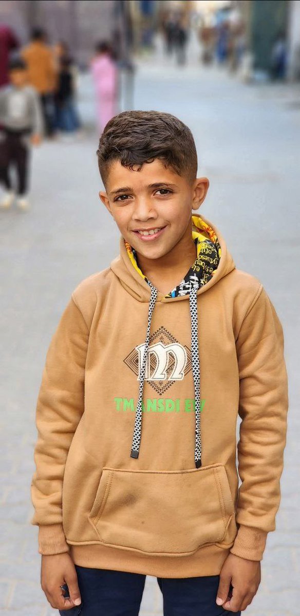 🚨BREAKING: The Israeli army killed 8 year old Ali Al-Ra’i along with at least 70 other starving civilians as they waited to receive humanitarian aid today in Gaza City.