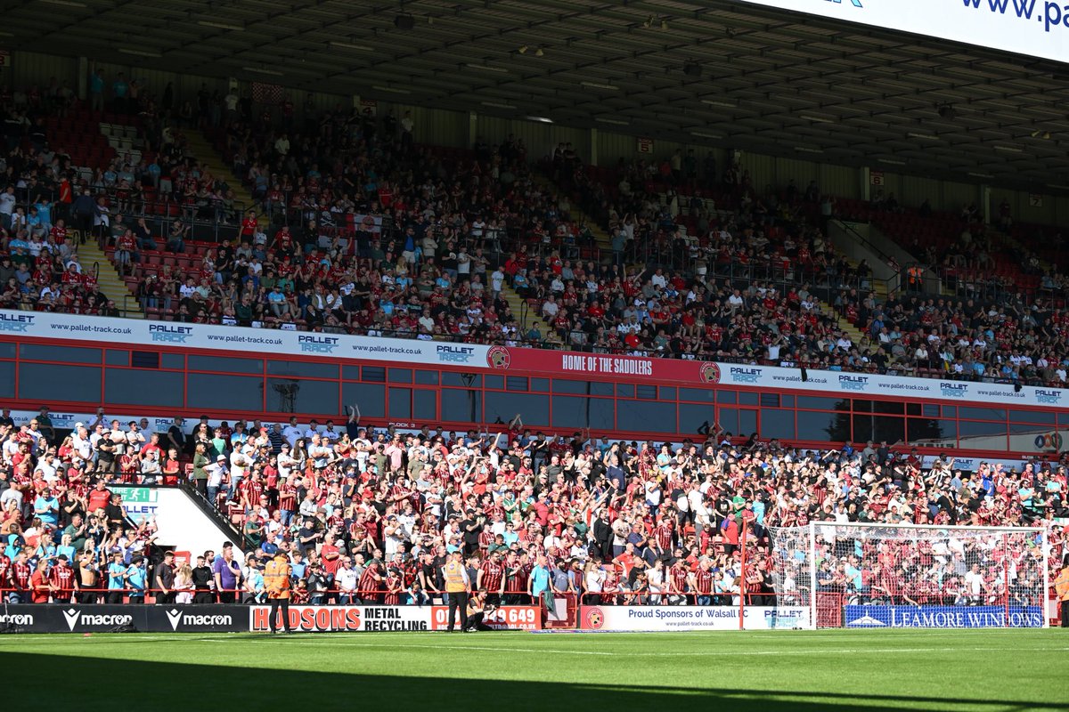 So happy to make my professional debut and 3 points to top it off. All glory to God🙏🏾