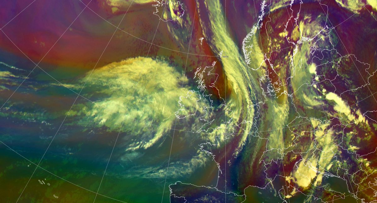 AMBER warning now in place for #Stormfloris with the UKV, ARPEGE and ECMWF all suggesting wind gusts to and possibly slightly higher than 90mph

The unusual August storm is now developing in the Atlantic.   Air-mass  imagery shows the tell tale cloud head beginning to develop