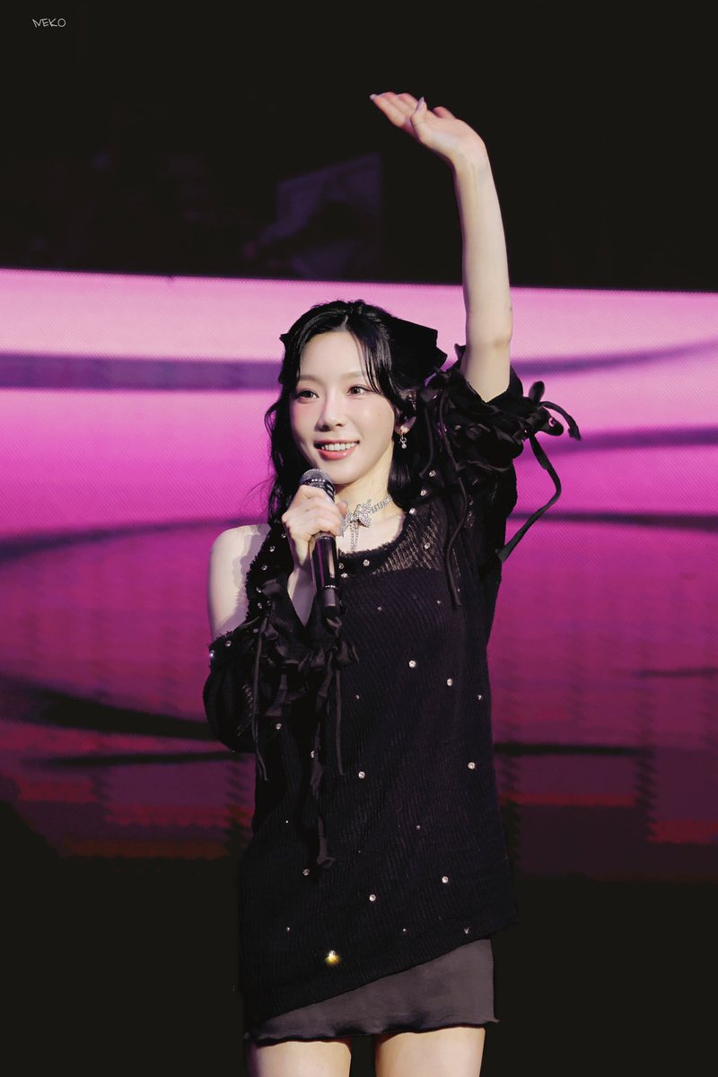 NekoMochiii tweet media