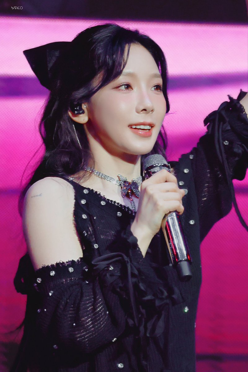 NekoMochiii tweet media