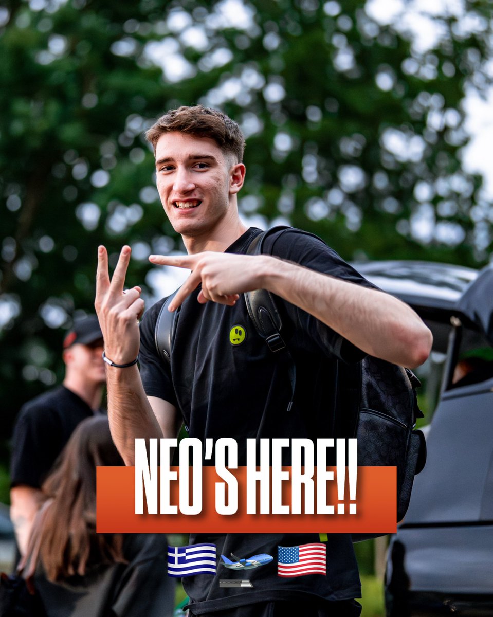 HokiesMBB's tweet photo. Let the next chapter begin 🇬🇷🦃‼️ https://t.co/4qpOlh2Nbt