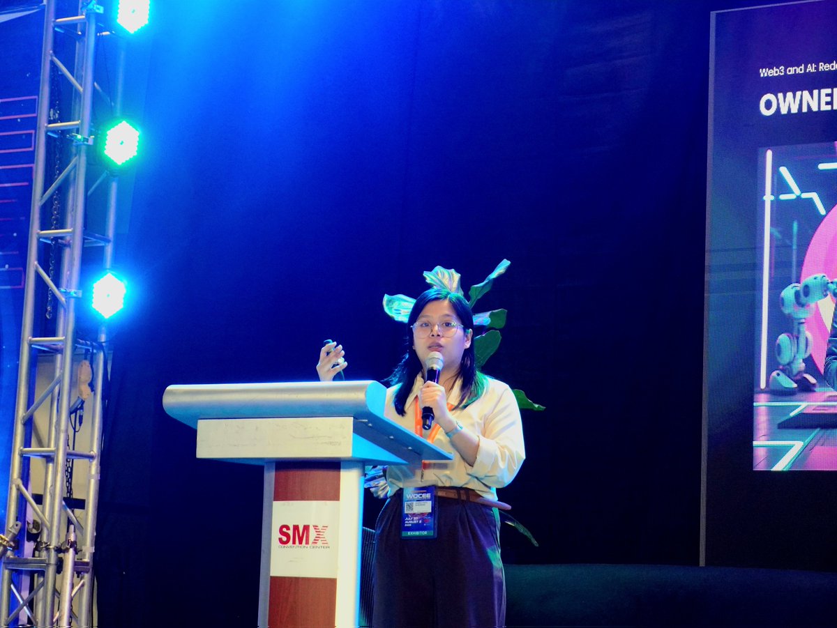 kyoshidevs's tweet photo. A meaningful discussion at WOCEE 2025 on how AI and Web3 can shape smarter, decentralized systems, representing @icphub_PH. 

Thanks to @museigen_io for making it possible, unto the next! 🥂 https://t.co/E3OtfUXokX
