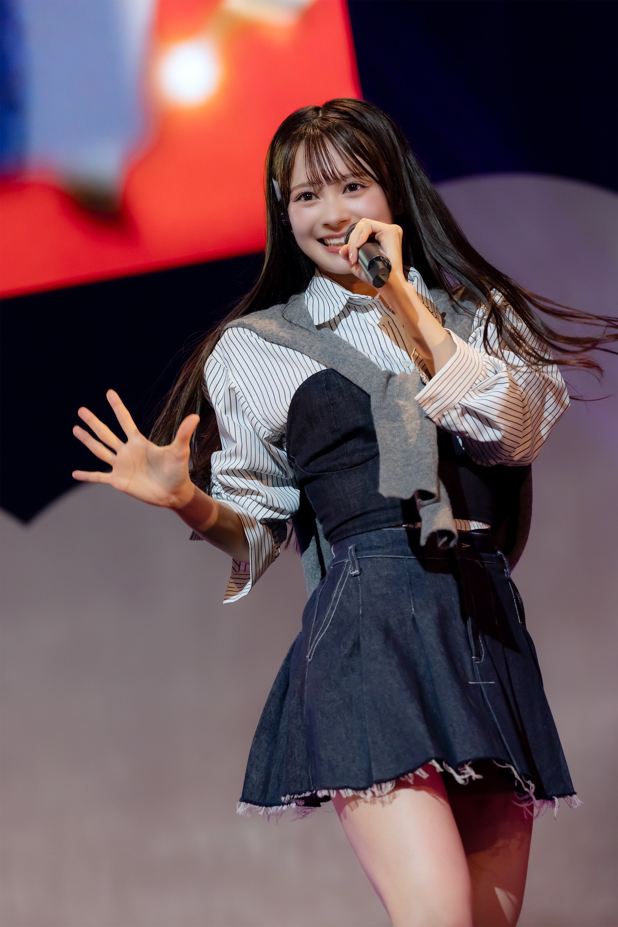 伊藤百花　AKB48 18期生昇格記念LIVE！　ランダム生写真　直筆サイン AKB48 18期生昇格記念LIVE！スクラッチ | AKB48 Official スクラッチ