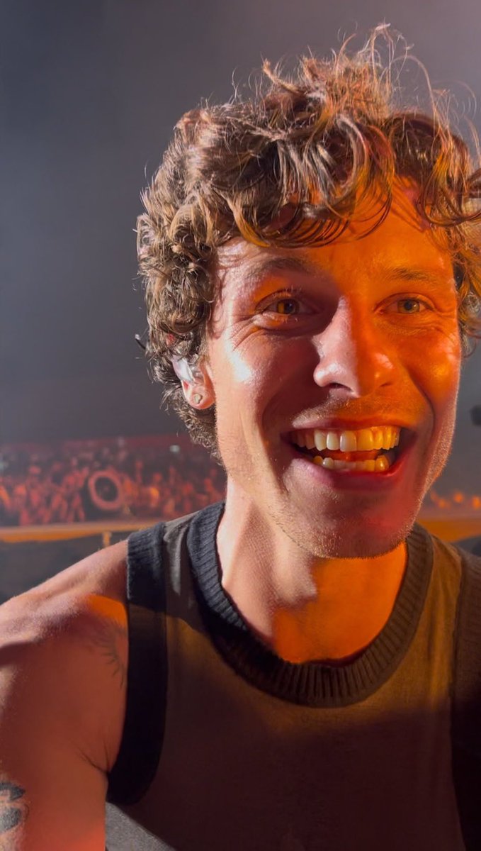 Shawn Mendes Brasil tweet media