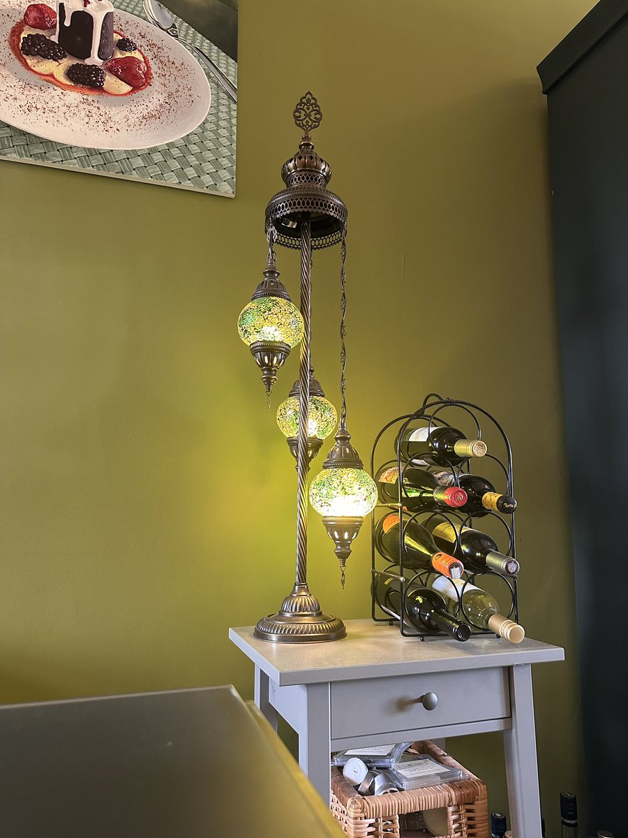 Lamp tweet media