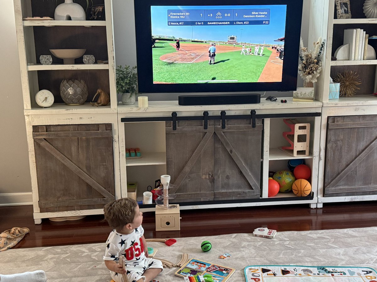 Cheering on 16U <a href="/SilverHawkSball/">Silver Hawks</a> from home! First year 16U team having a GREAT summer! Final four! <a href="/CoachSelena20/">Selena</a>
