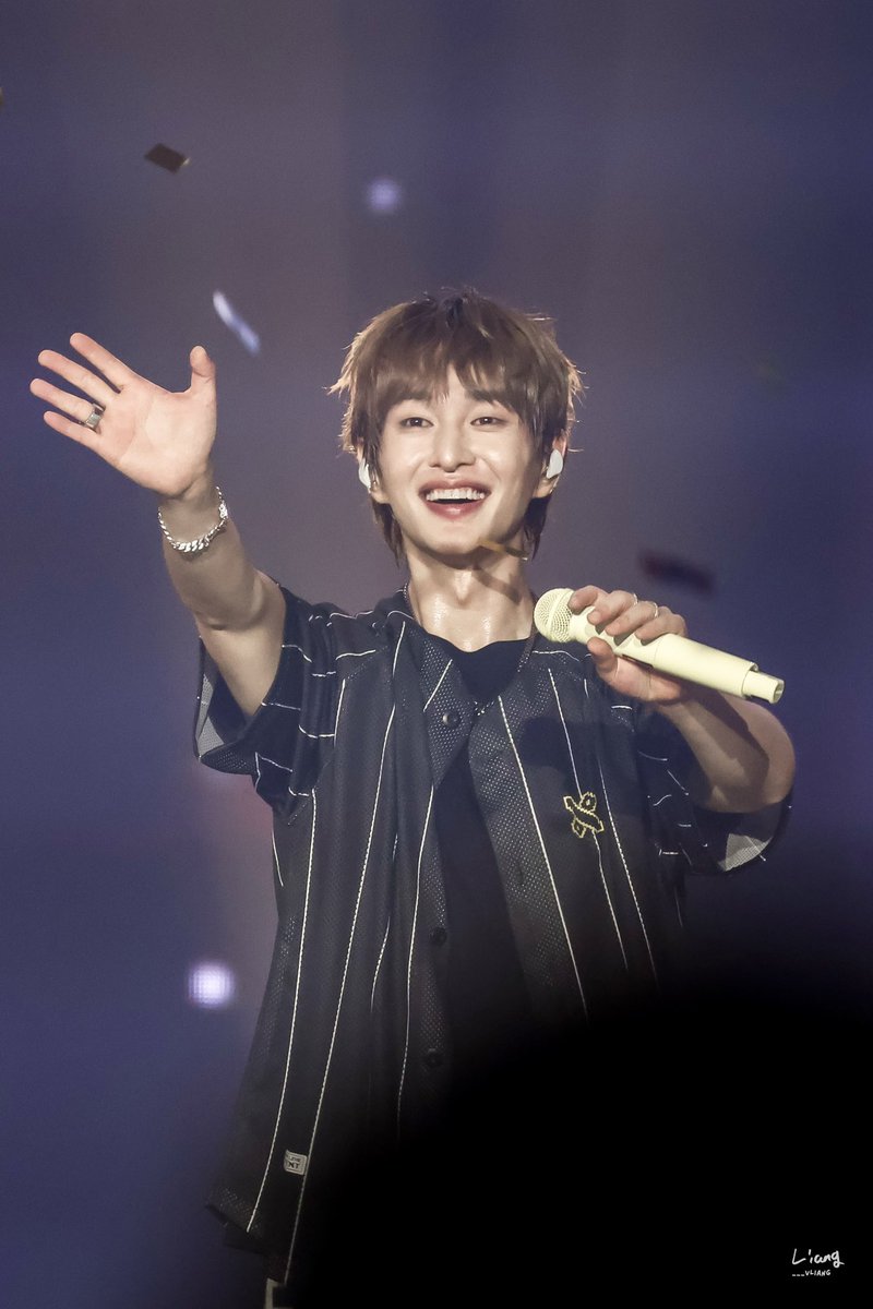 ___vliang's tweet photo. 250803 온유 더 라이브 : 퍼센트

🐰✨❣️

#온유 #ONEW 
#ONEWTHELIVE #PERCENT
#ONEW_THE_LIVE_PERCENT
#온유더라이브 #온유더라이브퍼센트 https://t.co/DXXrt2nI1K