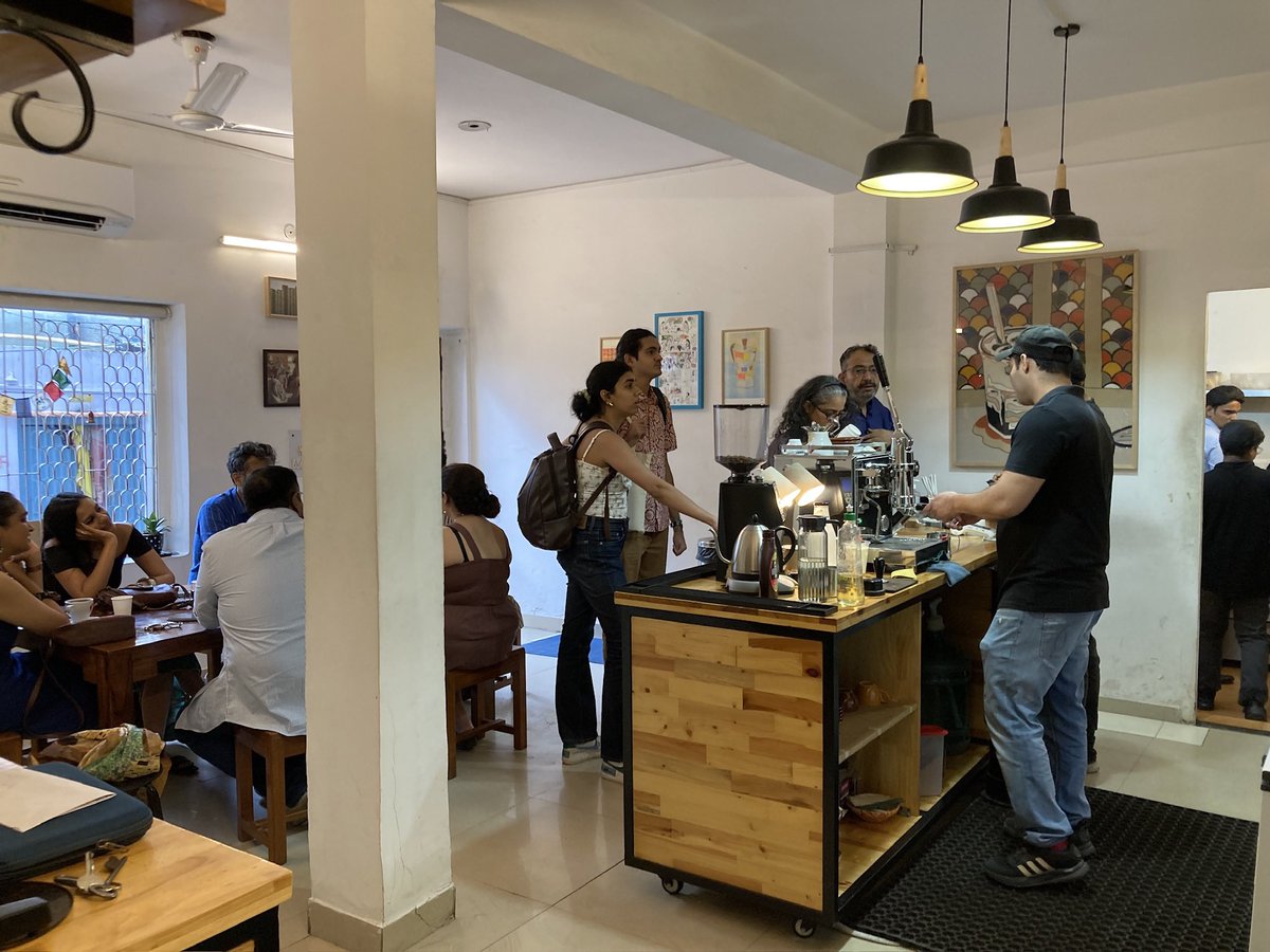 Heartbeat ❤️
- Comrades sharing hobbies 
- A hospitality undergrad shares his new brewing method: pulsar 
- We share our portobello panini and latte. It tastes like coffee, not buttermilk. 
- Comrades sharing every inch of space at Shack. No one asks for the seat. Bootstrappers