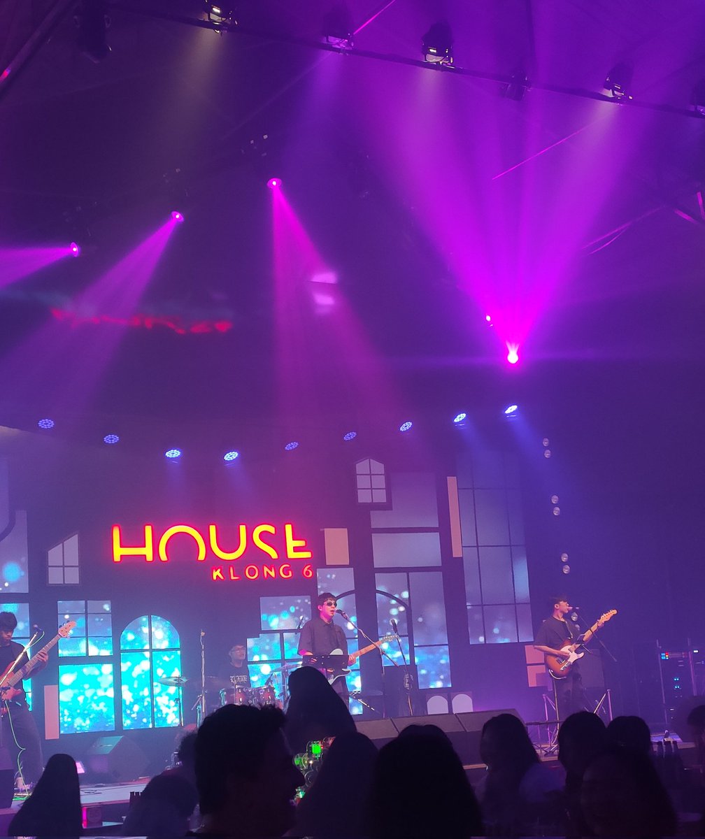 หมูกระทะคือนิพพาน tweet media