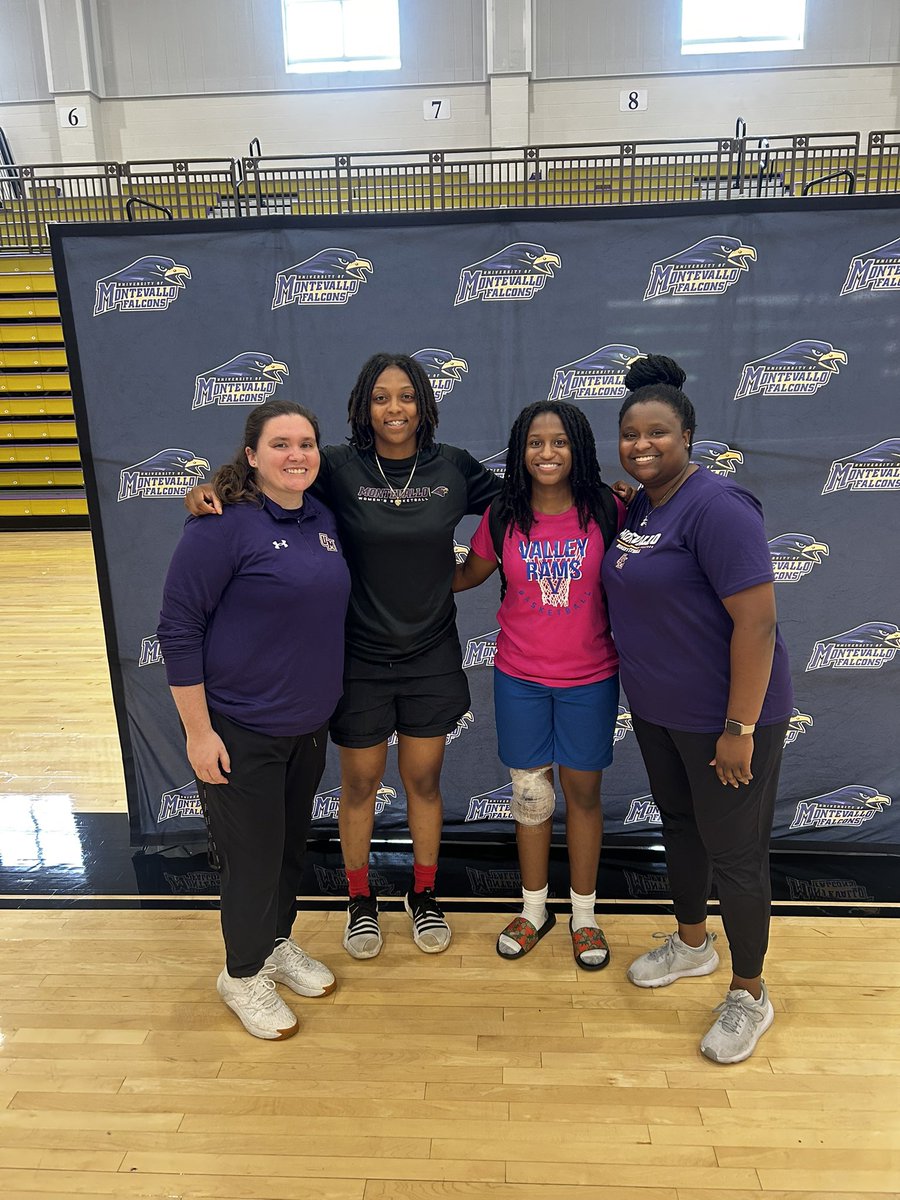 Thanks to @coacb_25 for the invite.  I had a great time and experience <a href="/MontevalloWBB/">Montevallo Women’s Basketball</a>  Elite camp.