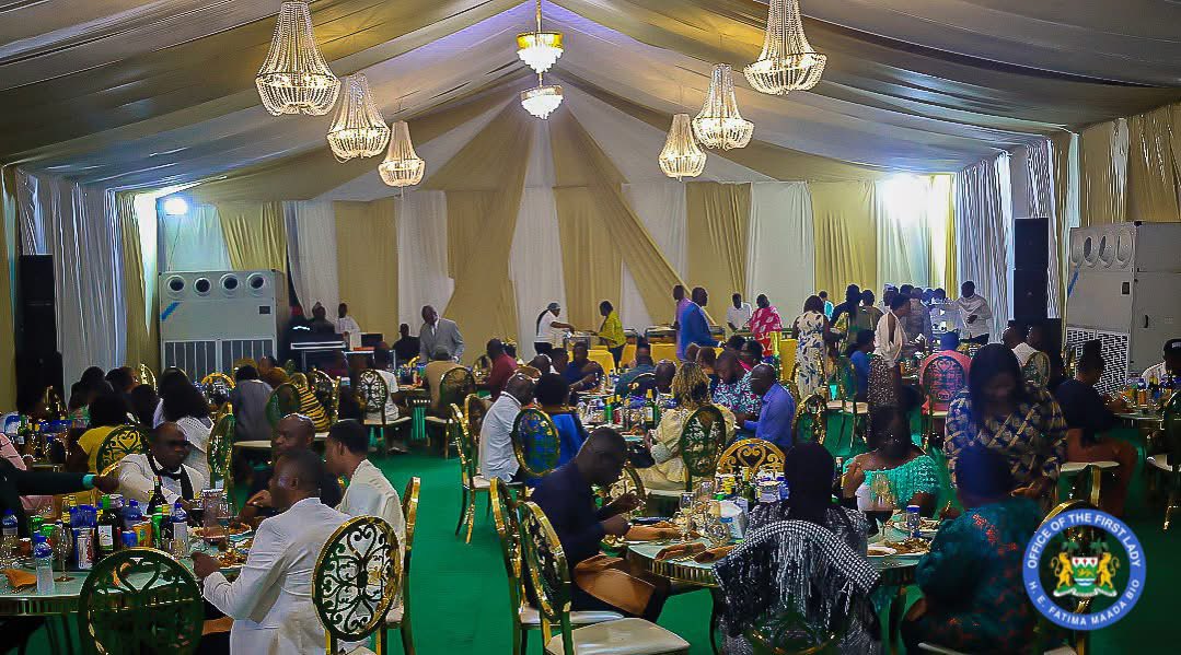 Last night, I hosted the SLPP diaspora at the Presidential Lodge for a dinner and celebration following our 14th National Delegates Conference.

I thanked them for their continued support to our party and my husband. As a fellow member of the diaspora, I understand their passion