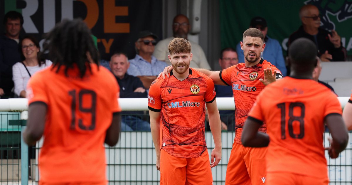 Swifts Photographer (@edmonds_alan) on Twitter photo Full set of images from yesterday’s FA Cup game between <a href="/officialswifts/">Heybridge Swifts FC</a> vs <a href="/MKIrishFC/">Milton Keynes Irish FC</a>
<a href="/EmiratesFACup/">Emirates FA Cup</a>
pitchero.com/clubs/heybridg… Full set of images from yesterday’s FA Cup game between <a href="/officialswifts/">Heybridge Swifts FC</a> vs <a href="/MKIrishFC/">Milton Keynes Irish FC</a>
<a href="/EmiratesFACup/">Emirates FA Cup</a>
pitchero.com/clubs/heybridg…