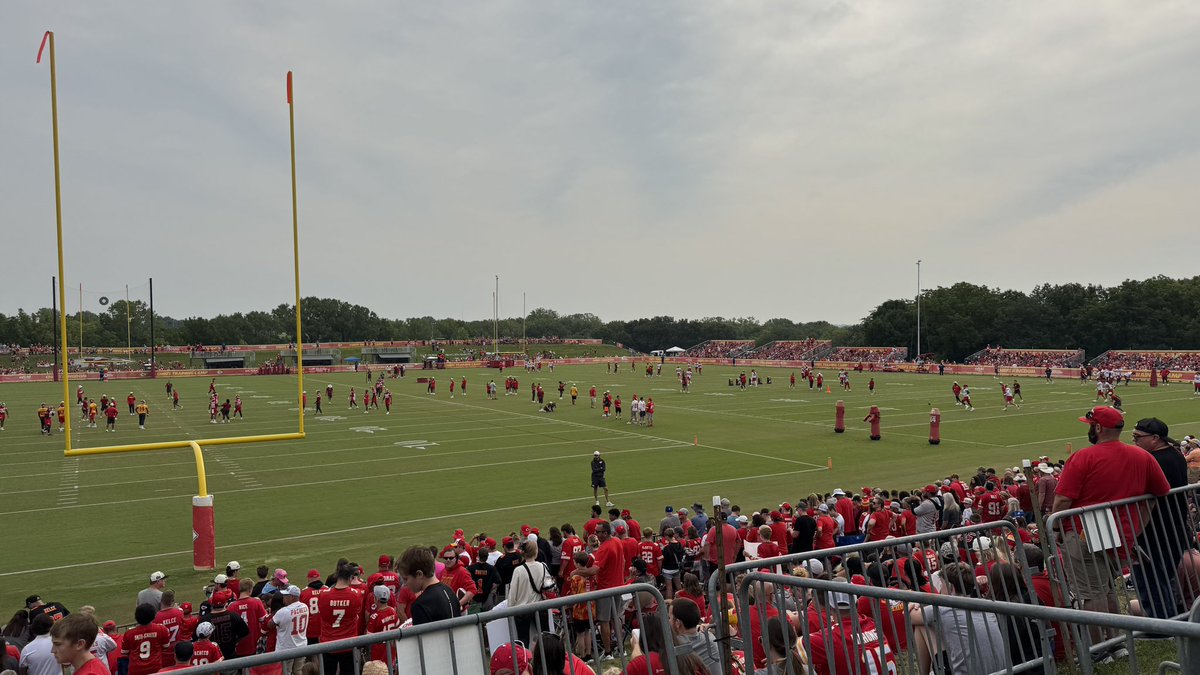 Chiefs players not practicing Sunday:
WR Hollywood Brown (ankle)
TE Jared Wiley (hamstring)
TE Jake Briningstool (hamstring)
LB Drue Tranquil (back)
CB Kristian Fulton (knee)
S Deon Bush (hamstring)

WR Skyy Moore (hamstring) is back.