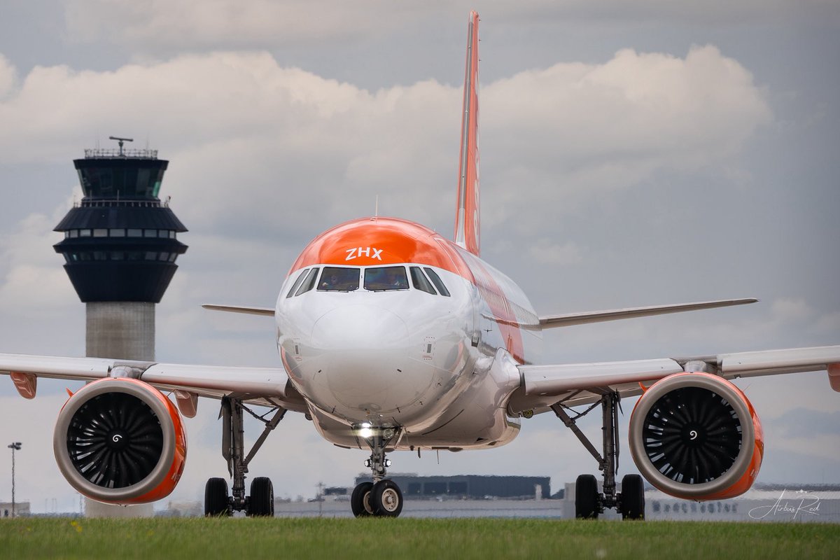 AirbusRed (@airbusred) on Twitter photo Off to one of 93 <a href="/easyJet/">easyJet</a> destinations from Manchester ๐ Airbus A320neo G-UZHX lining up for departure under the expert eye of <a href="/NATSManchester/">NATS Manchester</a> ๐ฌ๐ง <a href="/CFM_engines/">CFM International</a> @airbus <a href="/Airbus/">Airbus</a>intheUK <a href="/manairport/">Manchester Airport</a> @nats #A320 #Airbus #easyjet #Manchester #avgeek #aviation #aviationphotography Off to one of 93 <a href="/easyJet/">easyJet</a> destinations from Manchester ๐ Airbus A320neo G-UZHX lining up for departure under the expert eye of <a href="/NATSManchester/">NATS Manchester</a> ๐ฌ๐ง <a href="/CFM_engines/">CFM International</a> @airbus <a href="/Airbus/">Airbus</a>intheUK <a href="/manairport/">Manchester Airport</a> @nats #A320 #Airbus #easyjet #Manchester #avgeek #aviation #aviationphotography