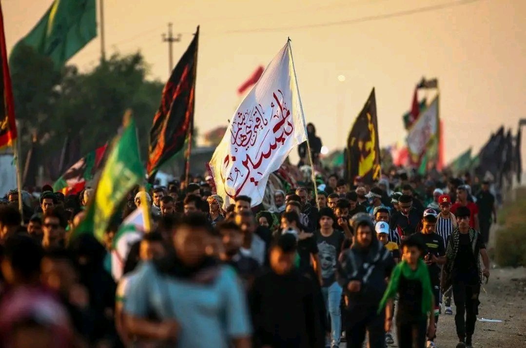 اس سال بھی بلاوا نہیں آیا،
مولاؑ بہت شوق تھا اربعین کا!💔

دنیا کربلا چلی گئی اور ہم یہیں رہ گئے!❤️‍🩹