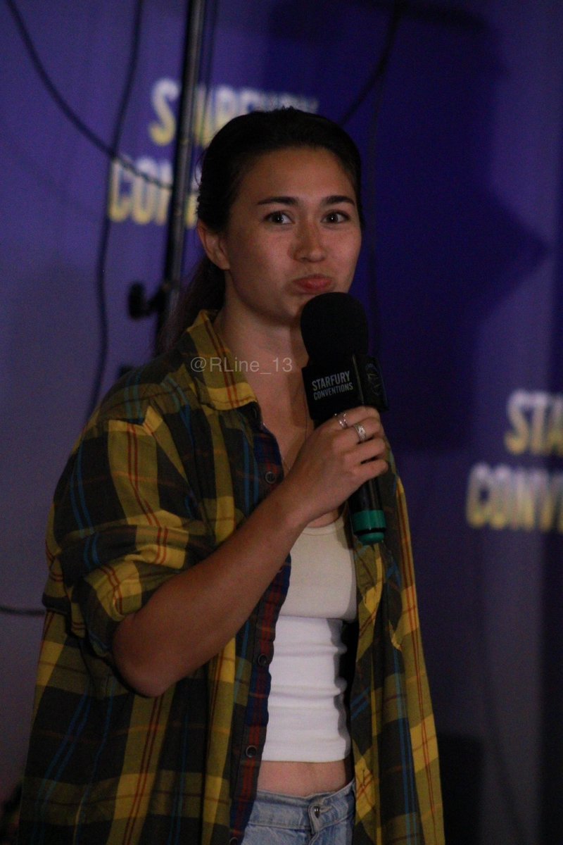 RLine_13's tweet image. KTY and Lorena at #WitchbombX closing ceremony