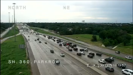 krldtraffic's tweet photo. #Arlington: NB 360 @ Park Row, a crash blocks the left lane - slow from Pioneer Pkwy @KRLD #KRLDTraffic #1080KRLD #trafficalert @TxDOTFortWorth #Waze #ArlingtonPD https://t.co/SpgrDsV9E8