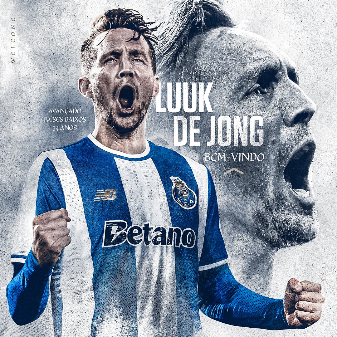 Not a single journalists knew about Luuk de Jong joining FC Porto and the world only found out when he entered the pitch during the presentation tonight.

Imagine it was like this all the time! 😍