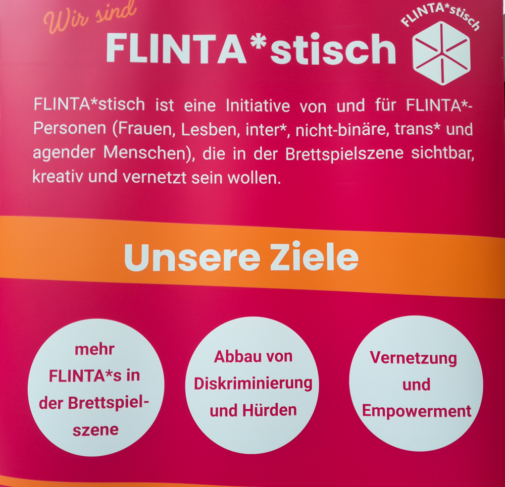 valaki_berlin's tweet photo. Wenn es sich mal nicht um die Schneeflöckchen dreht - das geht ja gar nicht...
#BerlinCon https://t.co/c4FdAOUlEB
