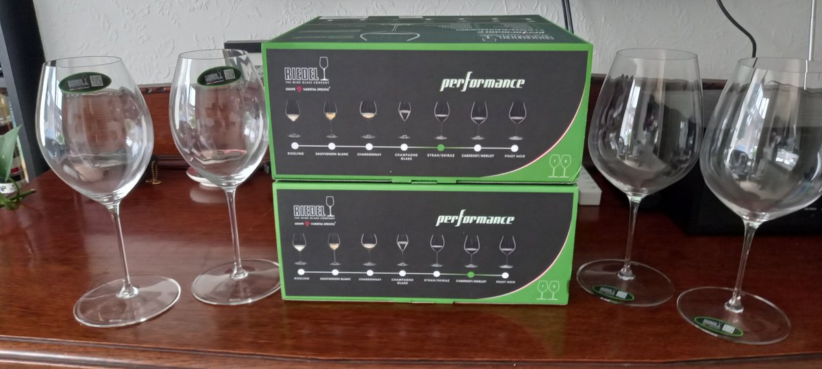 Liam Mycroft (@liam3494) on Twitter photo My Dublin trip concluded with a range of new glasses. <a href="/RiedelUK/">Riedel UK๐ท Legacy Account</a> Syrah/Sangiovese x4, Bordeaux/Cab Franc x4. The #Performance range. <a href="/RussellVine1981/">Passione Divina</a> <a href="/JohnMFodera/">TuscanVines ยฎ</a> <a href="/7MikeCollins6/">Michael Collins</a> <a href="/cynthia_hayes/">Cinzia Hayes</a> <a href="/ArdenPaul4/">Paul Courtney</a> <a href="/AmauryCarrasco/">WiningJaguar</a> <a href="/SeagreenWench/">SeagreenWench</a> <a href="/bikepeter/">Peter ๐ด๐ผ๐๐ปโโ๏ธ๐๐ผ๐ง๐ผโโ๏ธ ๐ทโ๏ธ๐ฉ๐ช๐ช๐บ</a> <a href="/JT_in_LA/">JT_in_LA</a> <a href="/Gordo19571/">GW ๐ท</a> <a href="/jimofayr/">jim dunlop</a> My Dublin trip concluded with a range of new glasses. <a href="/RiedelUK/">Riedel UK๐ท Legacy Account</a> Syrah/Sangiovese x4, Bordeaux/Cab Franc x4. The #Performance range. <a href="/RussellVine1981/">Passione Divina</a> <a href="/JohnMFodera/">TuscanVines ยฎ</a> <a href="/7MikeCollins6/">Michael Collins</a> <a href="/cynthia_hayes/">Cinzia Hayes</a> <a href="/ArdenPaul4/">Paul Courtney</a> <a href="/AmauryCarrasco/">WiningJaguar</a> <a href="/SeagreenWench/">SeagreenWench</a> <a href="/bikepeter/">Peter ๐ด๐ผ๐๐ปโโ๏ธ๐๐ผ๐ง๐ผโโ๏ธ ๐ทโ๏ธ๐ฉ๐ช๐ช๐บ</a> <a href="/JT_in_LA/">JT_in_LA</a> <a href="/Gordo19571/">GW ๐ท</a> <a href="/jimofayr/">jim dunlop</a>