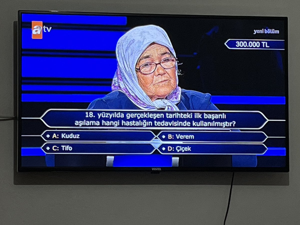 mrs_hipokrat's tweet photo. 300.000 TL değerindeki soruyu bizim halk sağlığında 0.5 puana soruyorlar yazıklar olsun https://t.co/q8n1apST3D