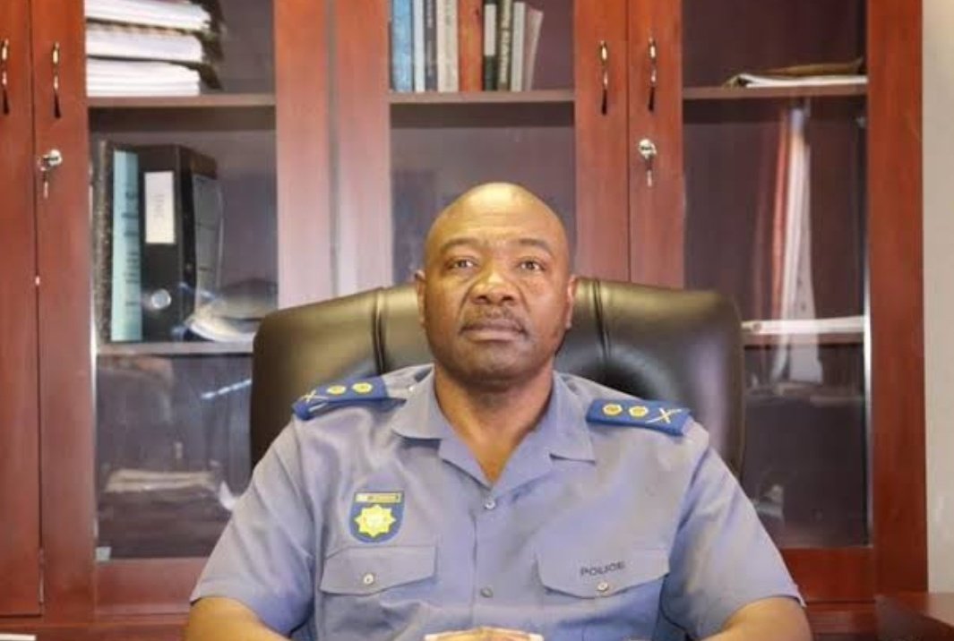 This is Gauteng Commissioner Tommy Mthombeni who refuse to send SAPS to help Xolani Khumalo of #Sizokthola and Skeem GP #MostWanted