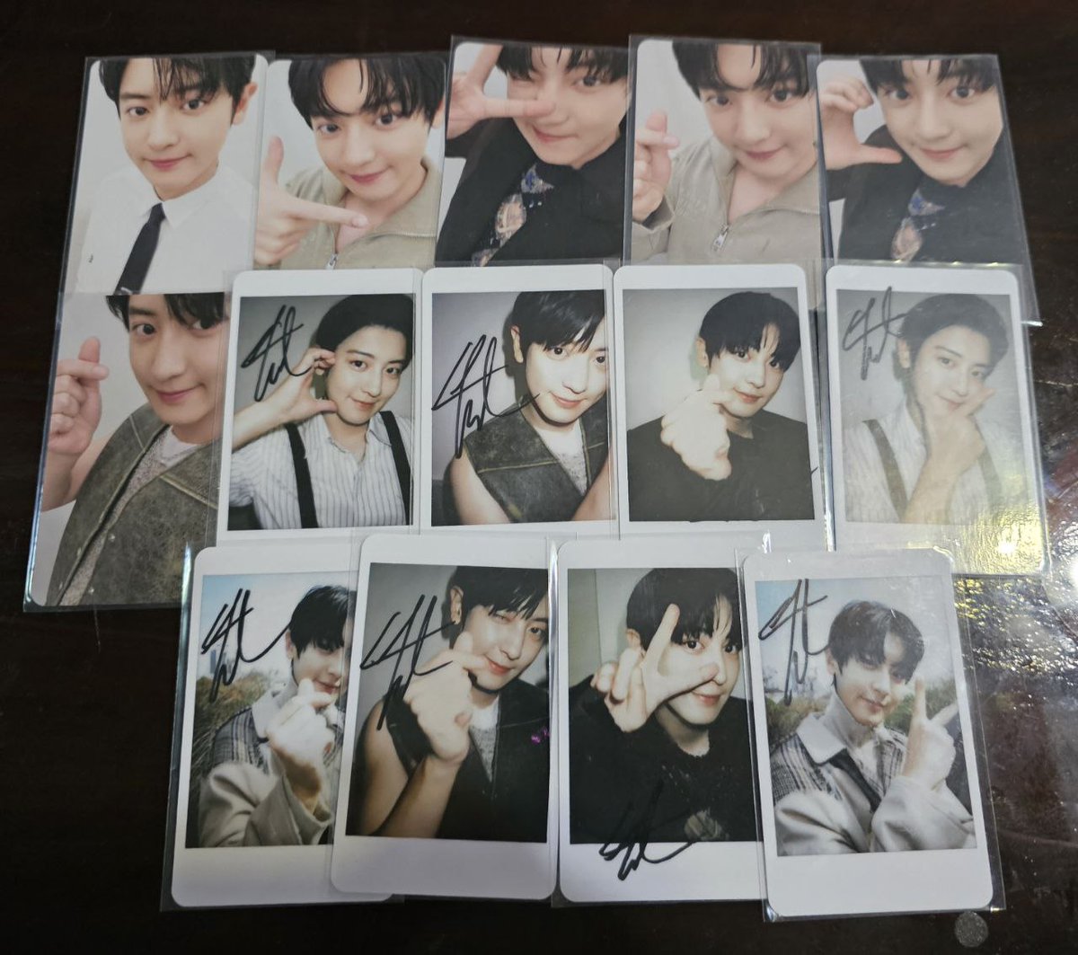 hexagon_ph's tweet photo. WTS/LFB PH
EXO OFFICIAL PHOTOCARDS

• mop: gcash
• mod: jnt

50 ea / min of 3 pcs to buy

tags: chanyeol sehun xiumin suho junmyeo kyungsoo non album pc poca sg pob 11th anniv let's go elyxion tpom power xblush polaroid 11th anniv exo clock dicon jp blackout album flo https://t.co/moJW01xMbz