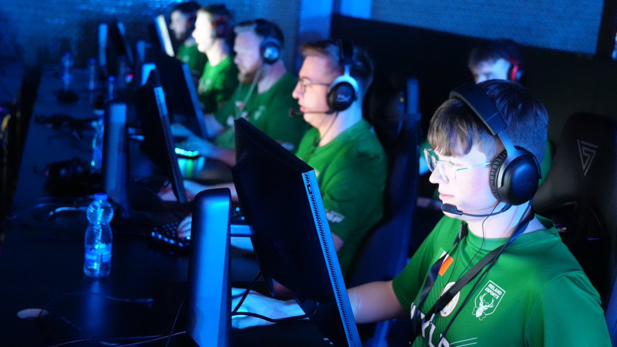 IrelandEsports_'s tweet image. Over the past month Irish players have stepped onto the global stage to compete. We could not be more proud and excited about the future of Irish esports! 
Please share any more 📸 …tell us your story and esports ambitious!
#EWC25 #EEC25 #IrelandEsports
