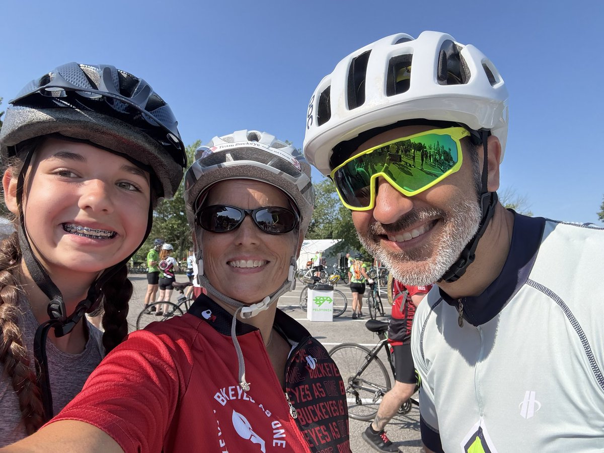 olsavskys's tweet photo. So proud of my girl!  First time Pelotonia rider and she CRUSHED the 30 mile course!
She’s also only $100 from reaching her fundraising goal of $1250- give her some 💚
#pelotonia 
#onegoal
@BradleyGBK https://t.co/J9bmhNEGfv