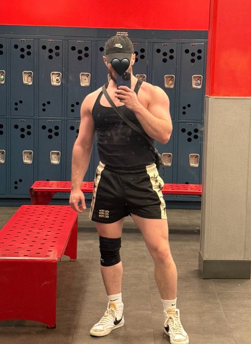 Watch MAXXX SHADOW's leaked NSFW photo on TwXstars