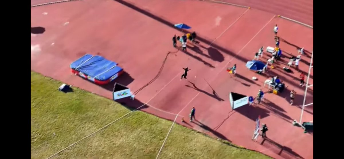 EITAAAAAAAA

LUIZ MAURICIO 91,00m 😱😱😱

Ele já tinha aberto a prova com 90,68m, recorde SulAm!
2º melhor lançamento do mundo este ano, só atrás dos 91,06m do Julian Weber GER