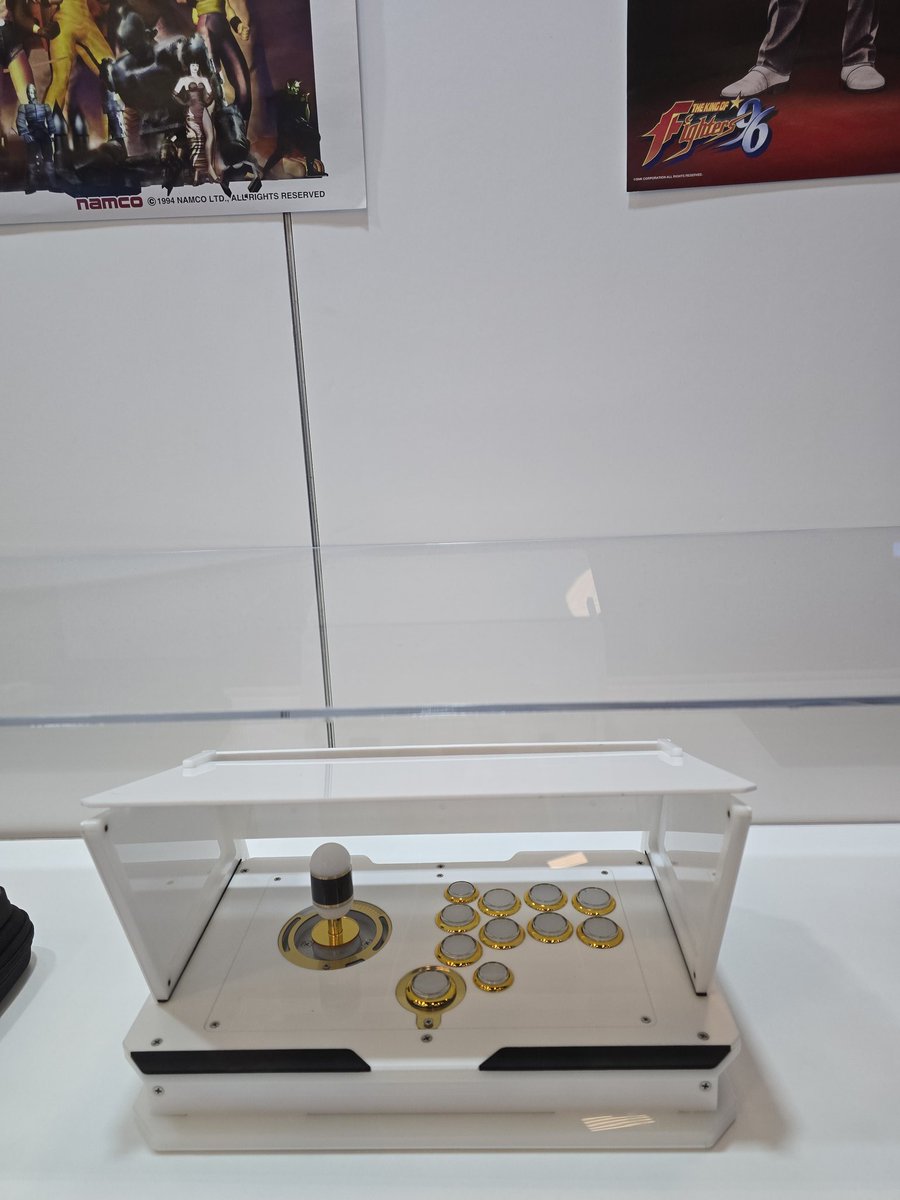 Attasa's tweet image. Don't miss to check these products that they are honored to display at EVO ARCADE CONTROLLER MUSEUM #EVO2025 

They are playable at Attasa booth (#E3)

- Qanba #SAPPHIRE 
- ASI #VM6R with #GoldenLever, #shield, Qanba #Gravity
KS RGB LED push button
- Brook #Starburst