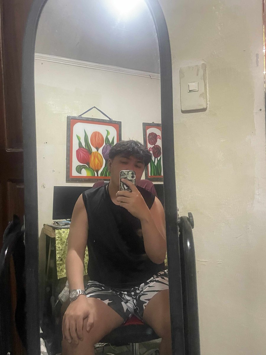 lardsqt's tweet photo. yeahhhh it's been a while https://t.co/8RdKb5XfoK