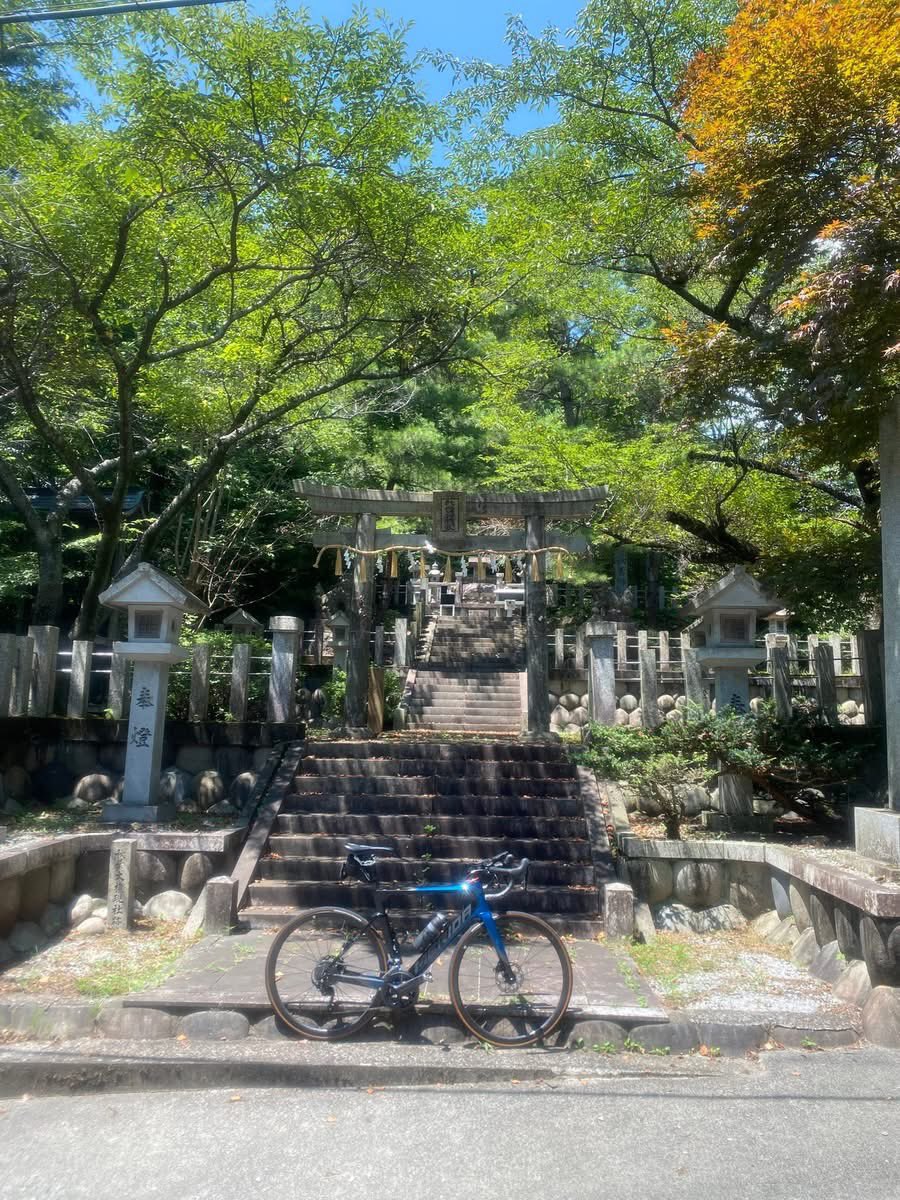 bicycle_guard's tweet image. 【活動報告★「大垣市見守りライド」】
昨日は気温が高く、サイコンの温度計では50℃を表示していました。

ライド方は休憩を多めに取って熱中症にお気をつけ下さい。

他異常はありませんでした。
#メリダ 
#リアクト
#reacto