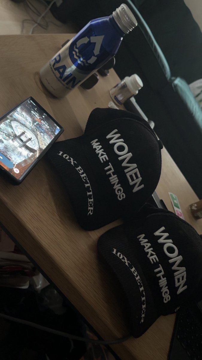 Omo <a href="/NGSuper_Falcons/">NGSuper_Falcons</a> <a href="/DtigressNG/">DTigress</a>  you ladies have made Nigerians soooo proud  in last one week, May God continue to bless you